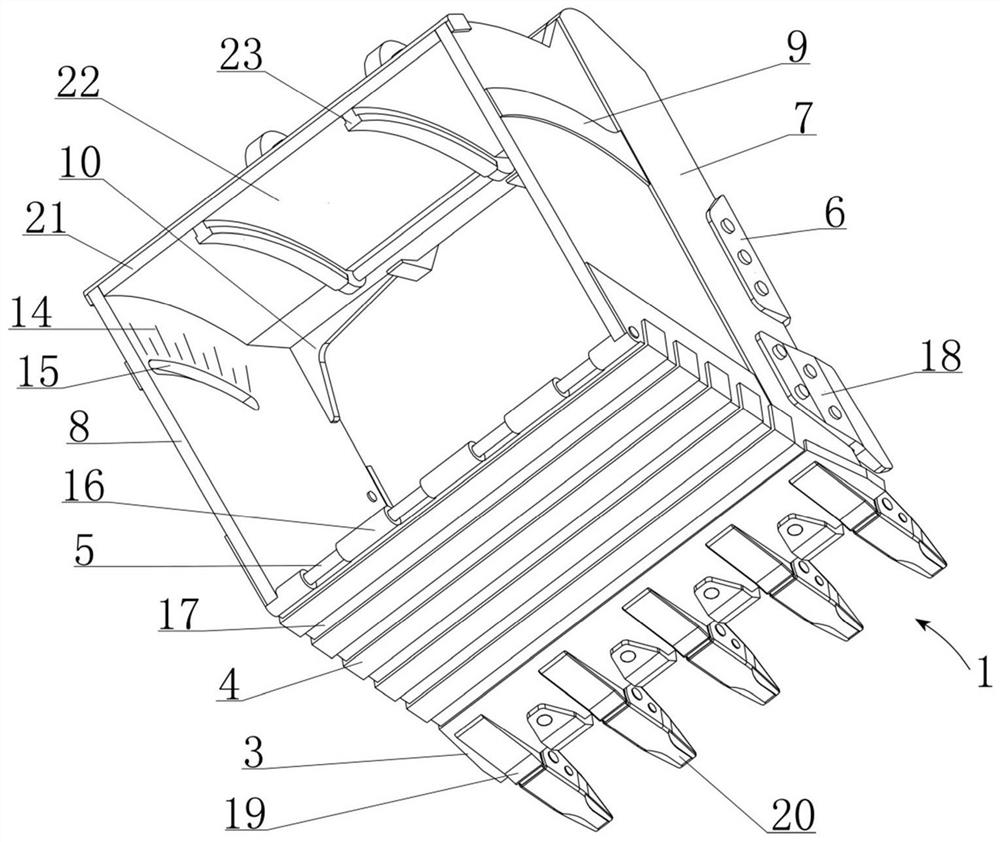 Excavator bucket with adjustable bucket capacity