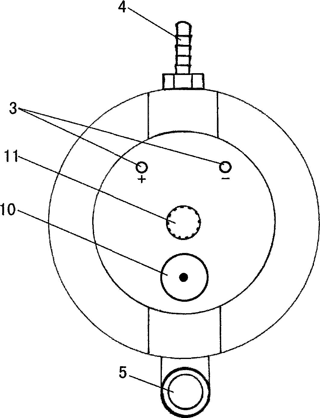 Energy-saving device for producing oxyhydrogen combustion-supporting gas and method thereof