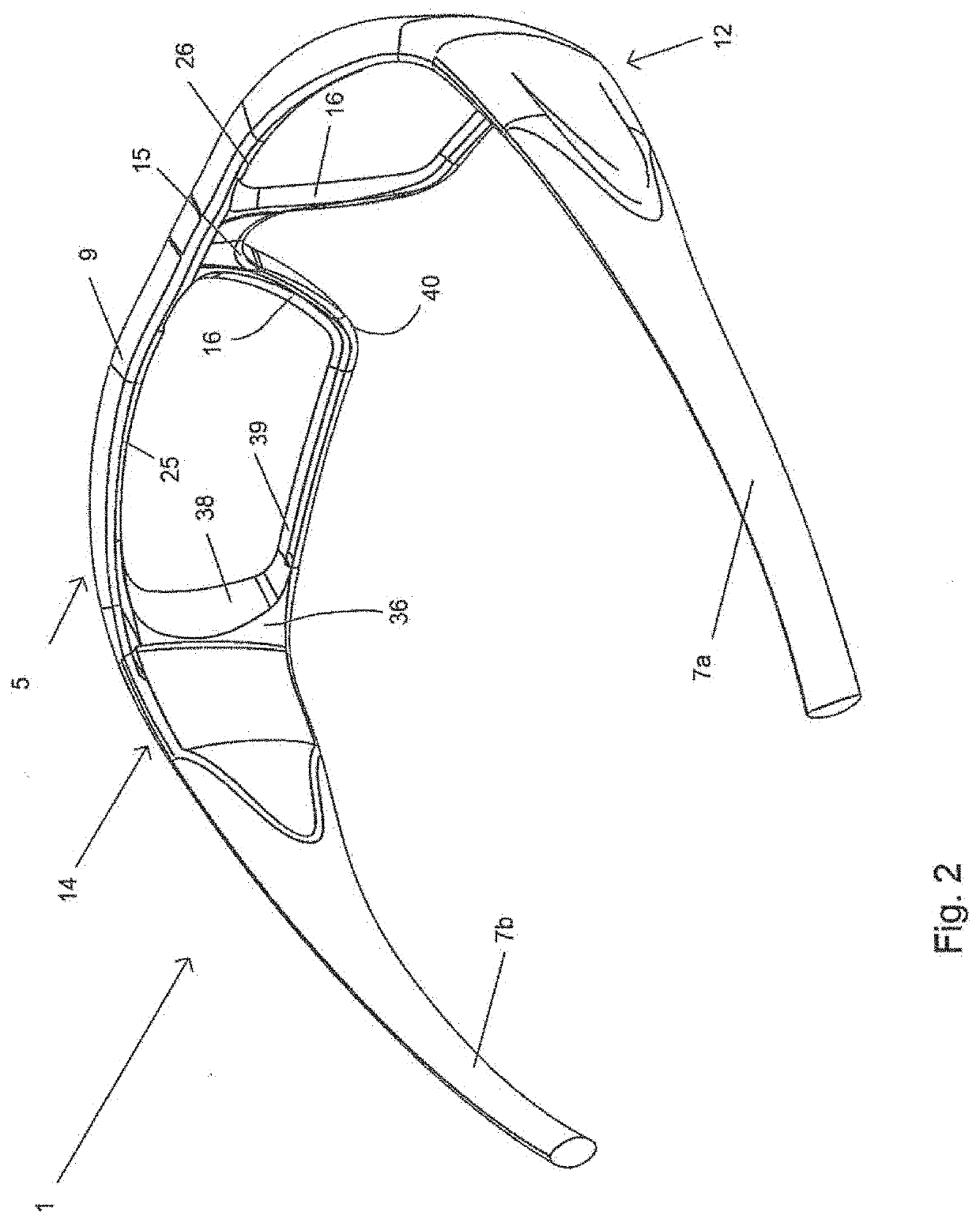 Glasses provided with a photon source, system comprising such glasses and use of such glasses in phototherapy