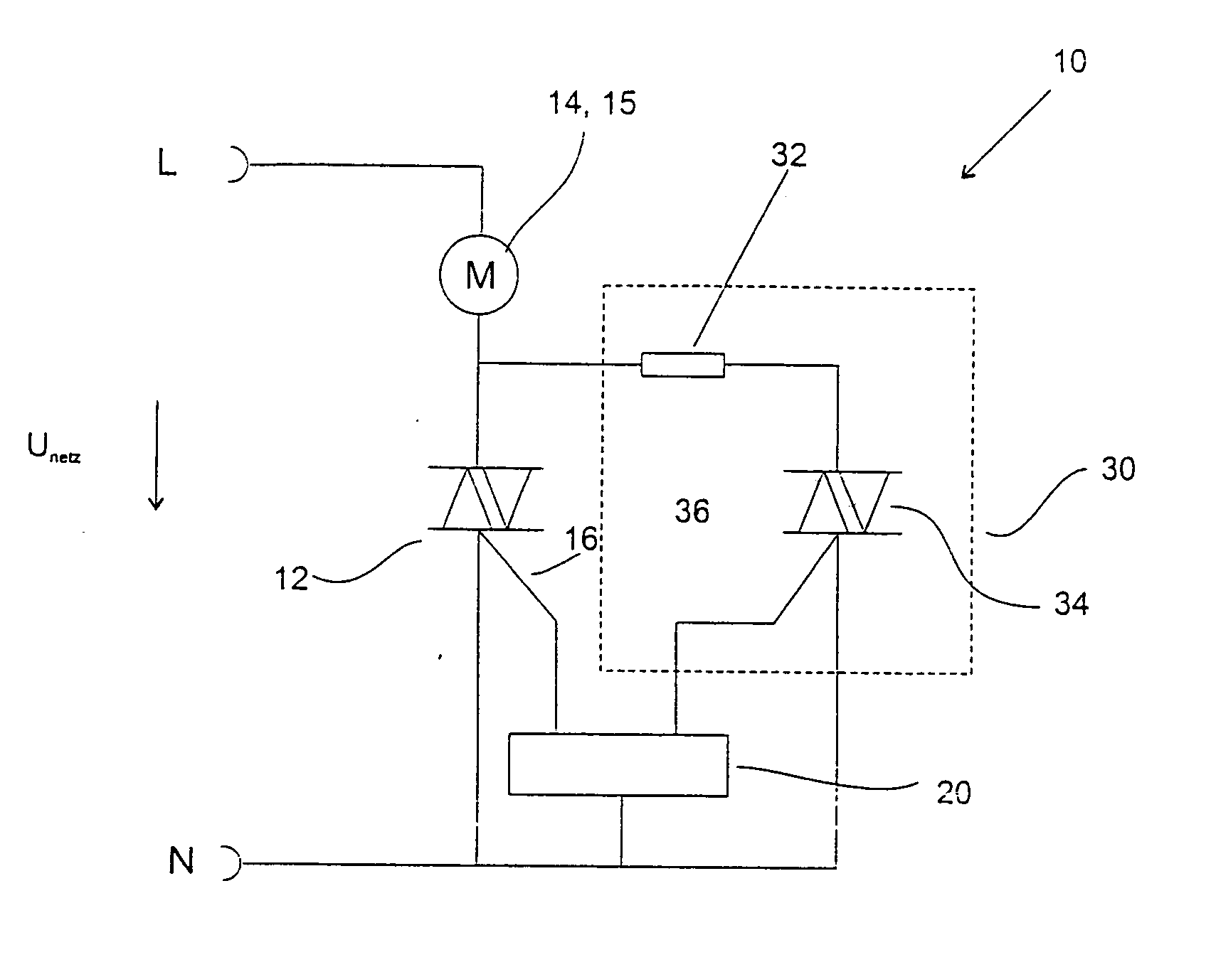 Apparatus for controlling the power of an AC voltage supplying an electrical consumer by phase control and method for reducing harmonics