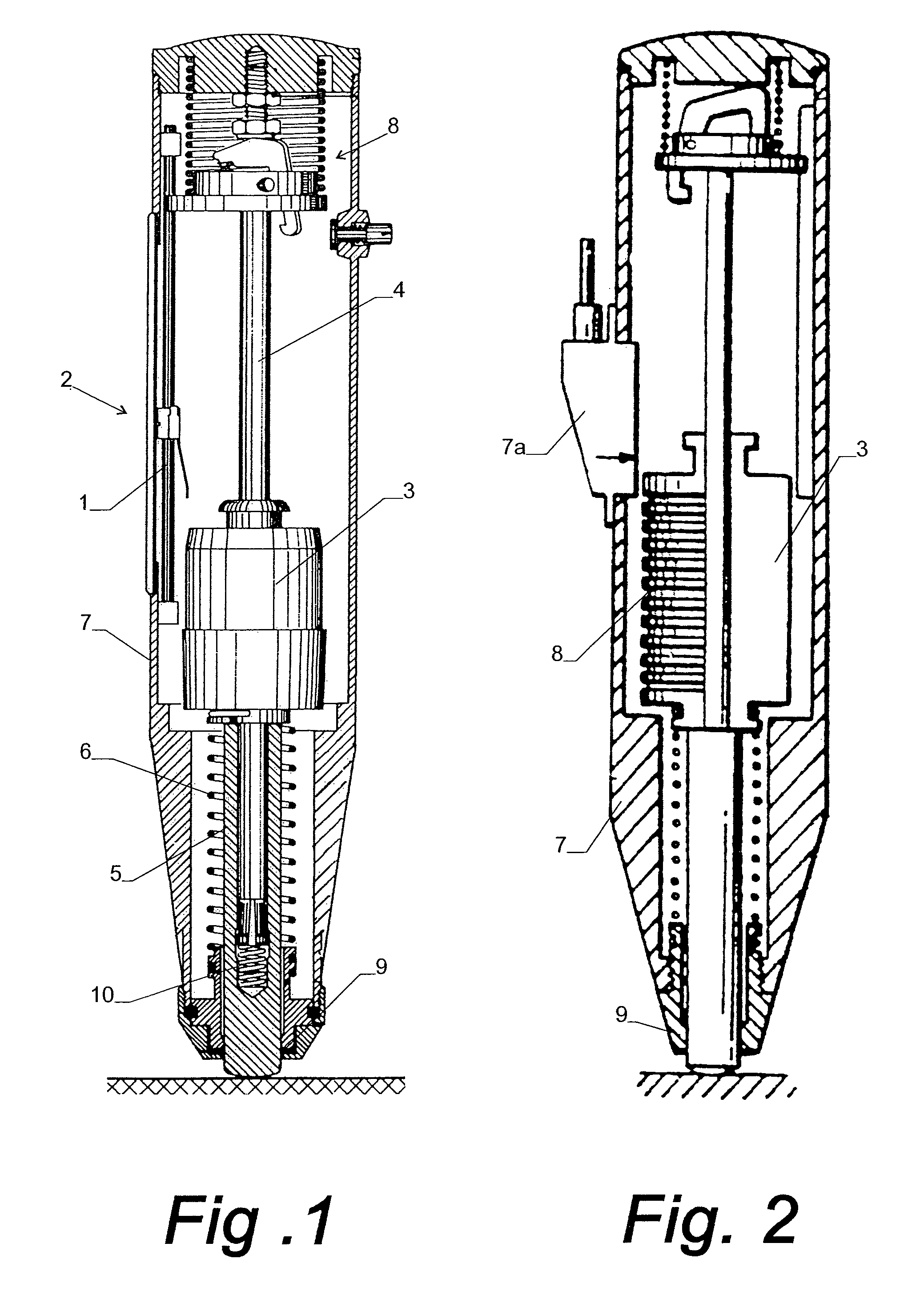 Method and apparatus for the non-destructive measurement of the compressive strength of a solid