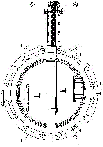 Bi-directional soft seal butterfly valve opened and closed through screw