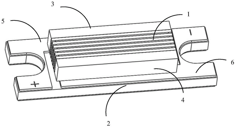 A conduction cooling stack semiconductor laser packaging structure