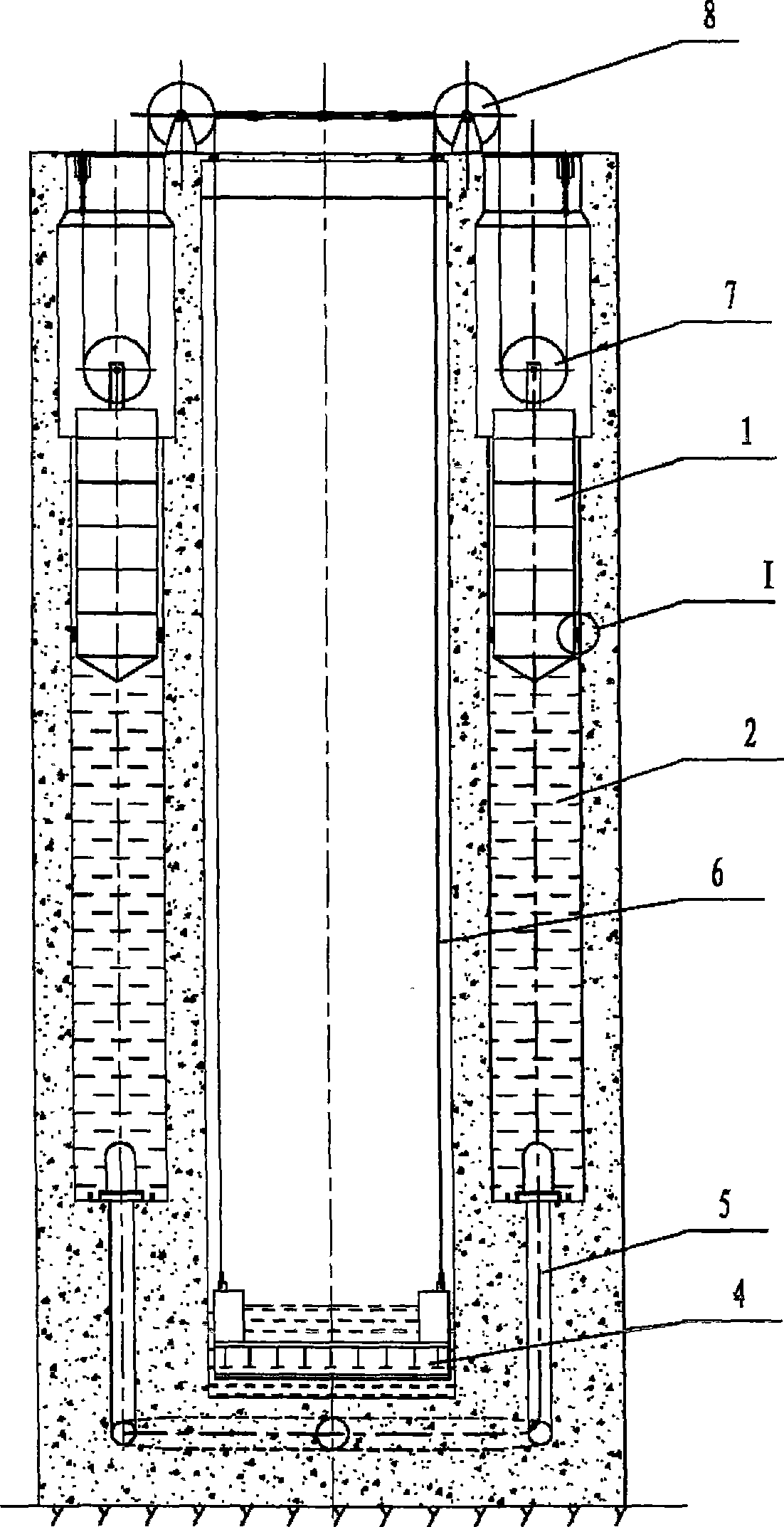 Hydraulic hoisting ship elevator