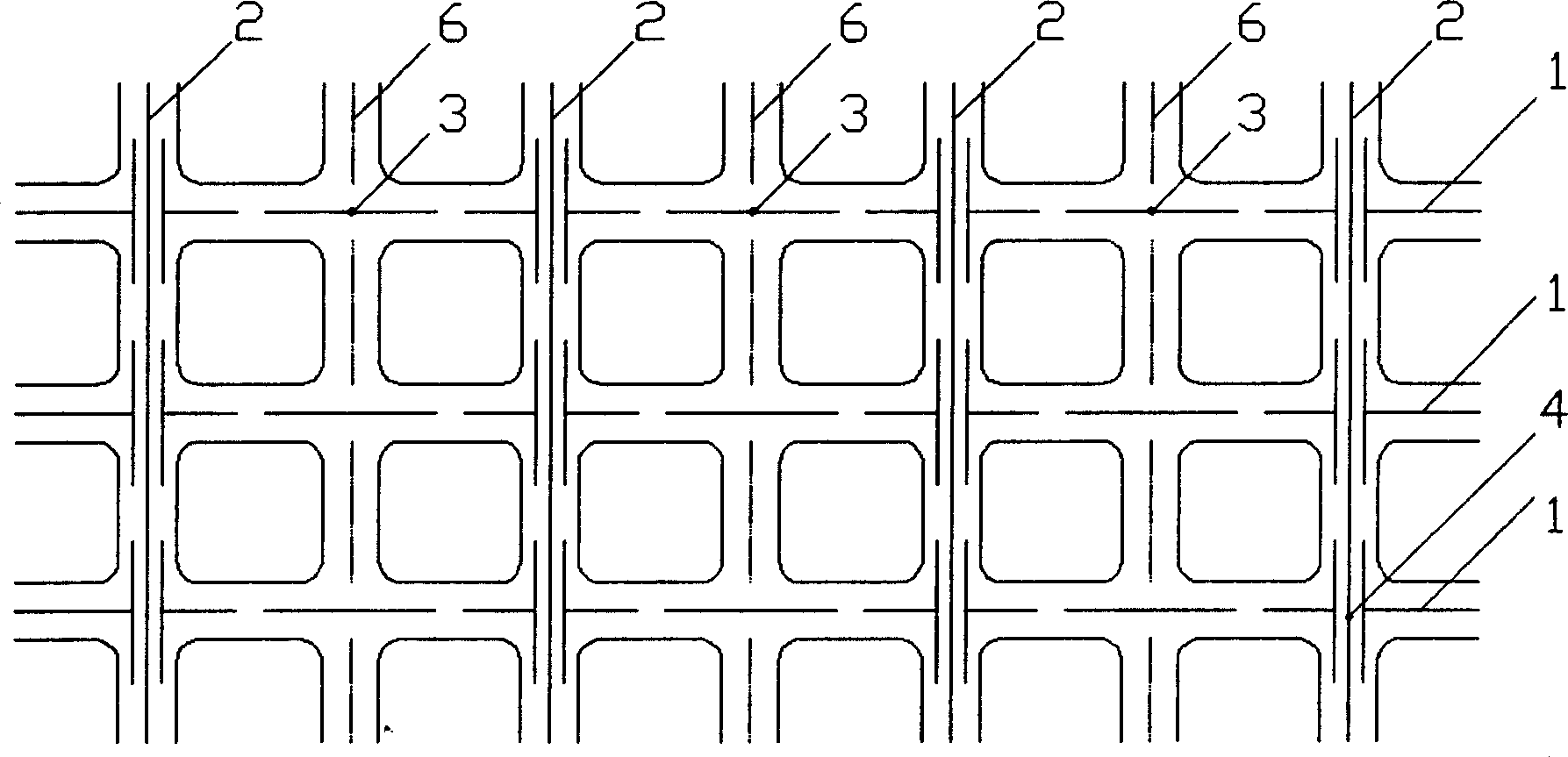 City motor vehicle road system with no conflicting point