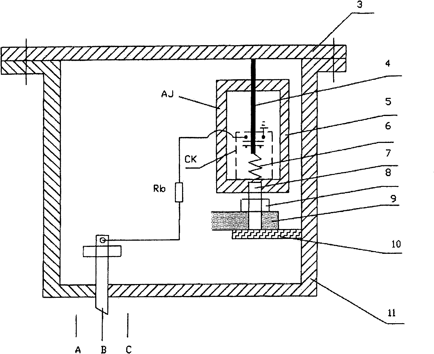 Lagged type sensor for breaking when cover opening