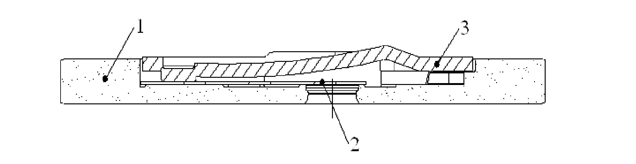 Fully-closed noise reduction structure of refrigeration compressor