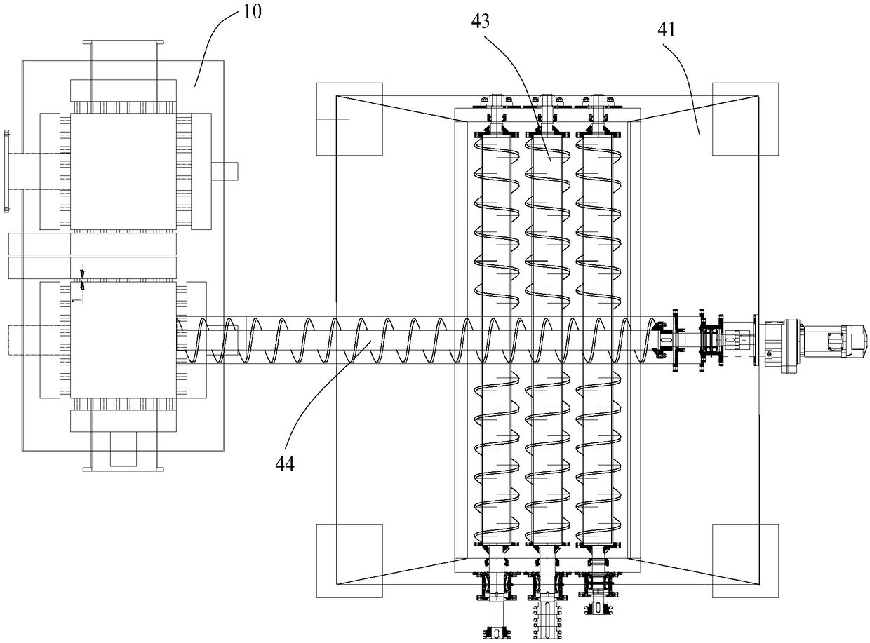 Gasification device for sludge treatment