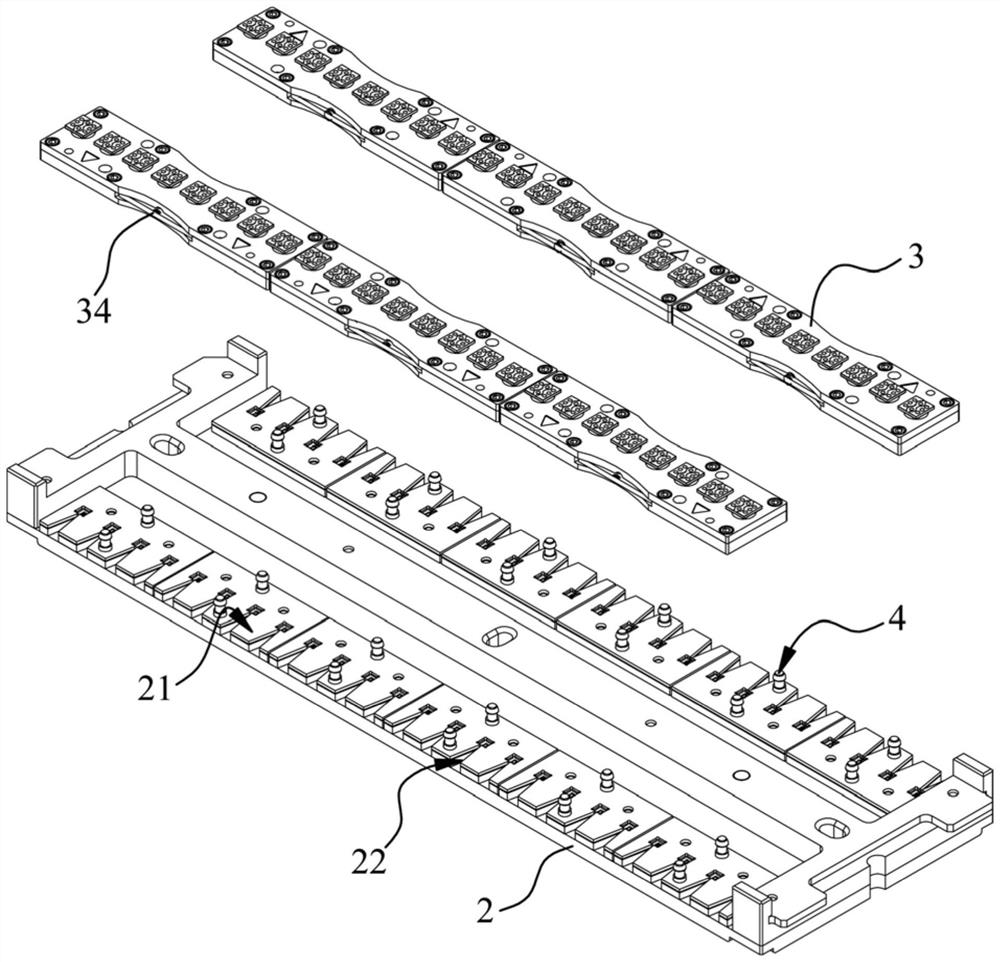 Clamp assembly for testing edge-emitting laser diode and test equipment with same