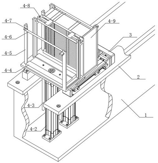 A dual-channel trademark supply device for special-shaped and multi-standard cigarette products