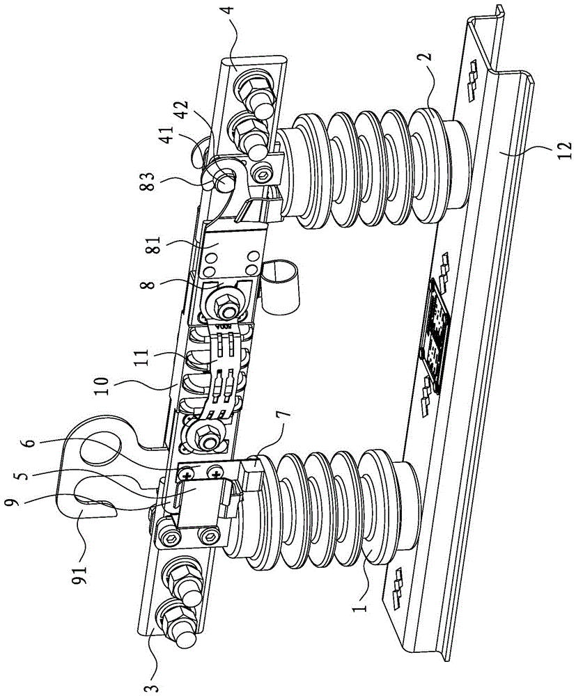 Low voltage fuse disconnect switch