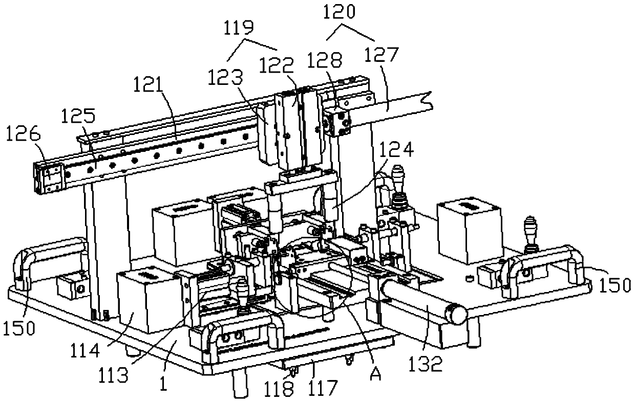 A multi-faceted three-dimensional automatic tapping equipment