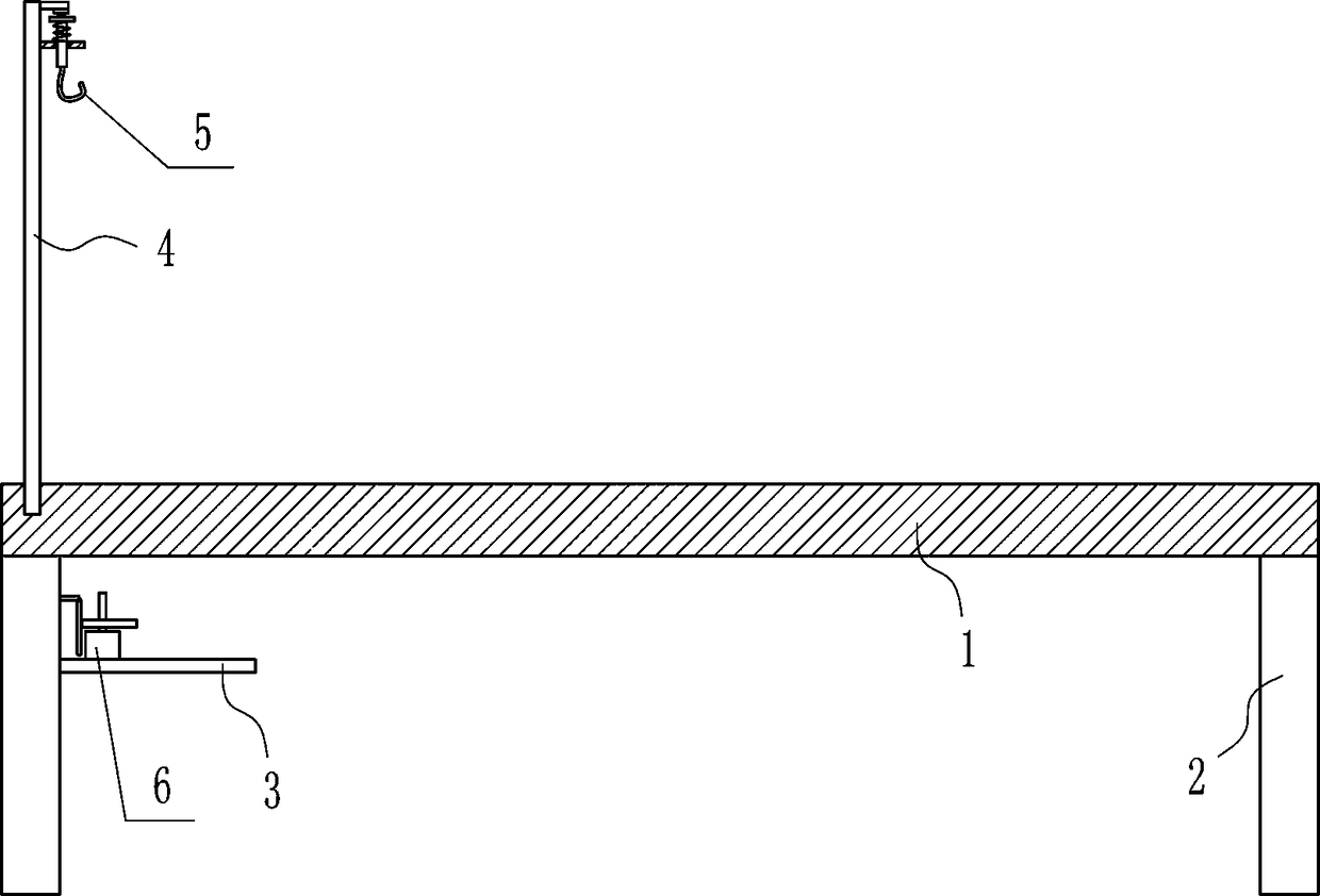 Hospital bed with reminding function for medical patient