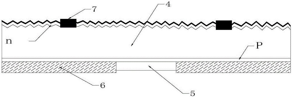 Solar aluminum-back full-coverage main-grid-free crystallization silicon cell piece and production technology thereof