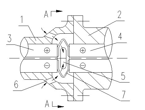 Flexible connecting device for generator rotor conducting rod