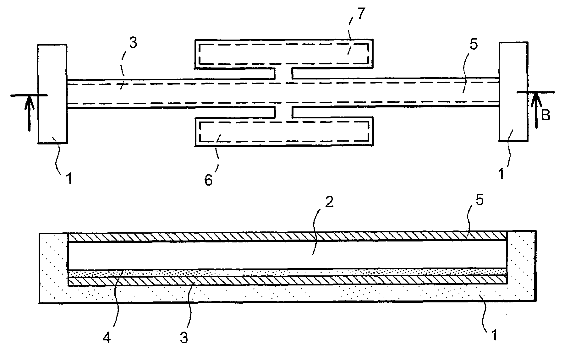 Variable micro-capacitor with a high ratio and a low operating voltage