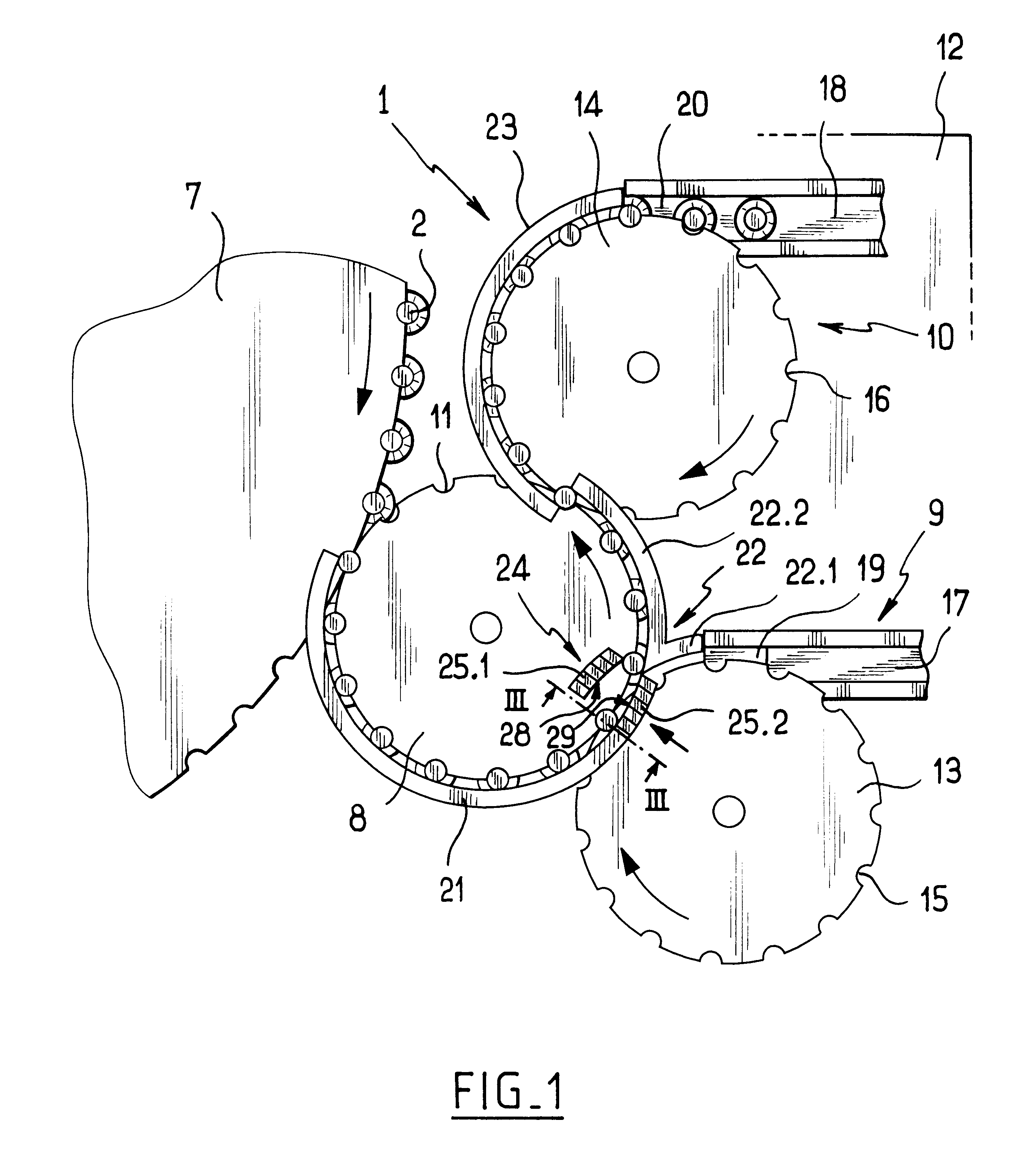 Receptacle-transfer installation including a deflector member