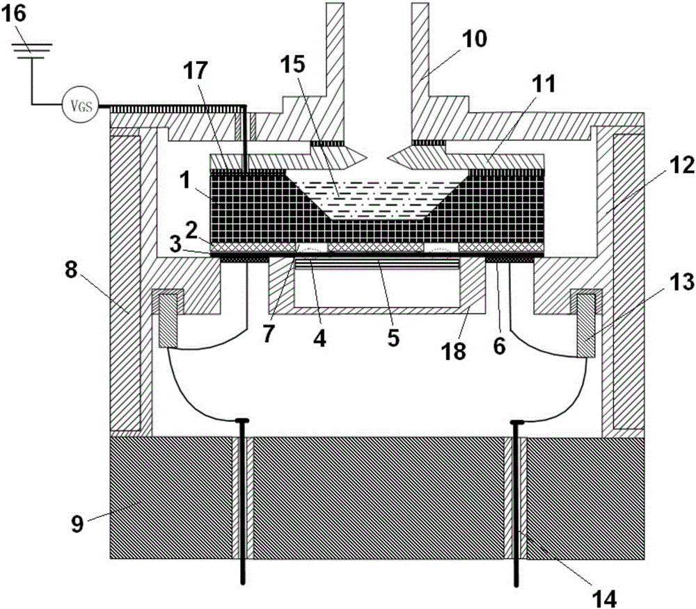 Huge piezoresistive property-based silicon nanowire pressure sensor and packaging structure thereof