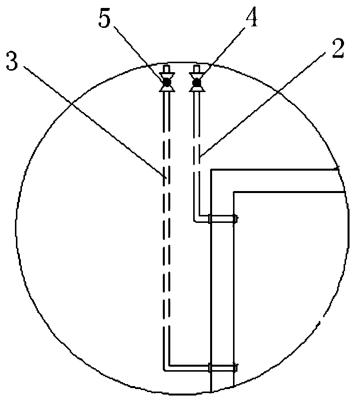 Anti-icing wind turbine blade, and method for preventing wind turbine blade from icing