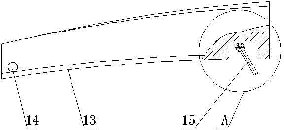 Passive oil conveying pipeline cleaner