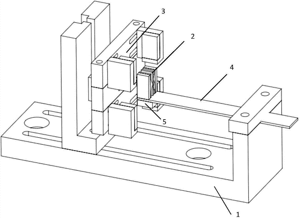 Magnetic/piezoelectric broadband vibration energy collector