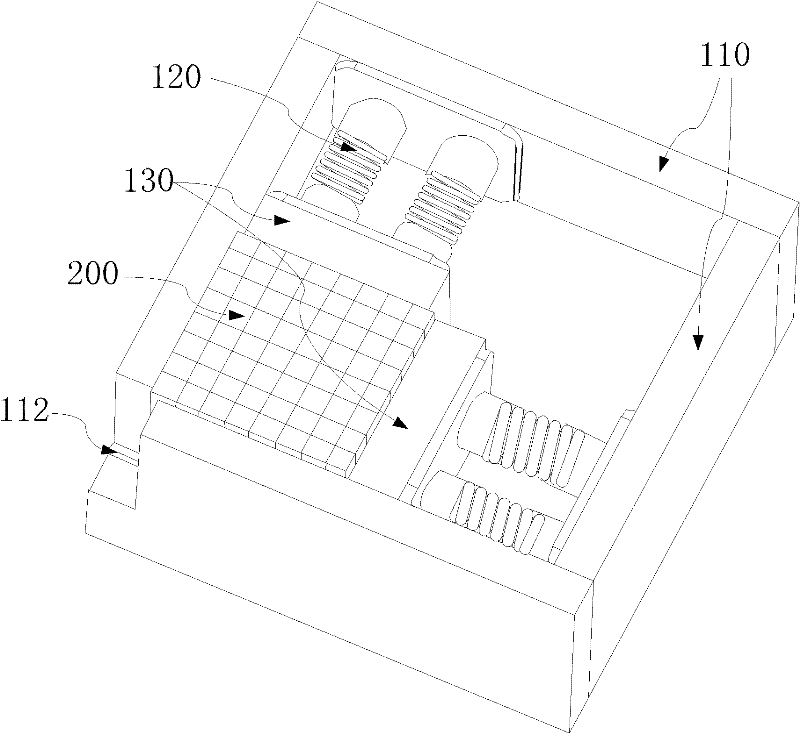 Assembling device and method of crystal arrays of PET (Polyethylene Terephthalate) detector