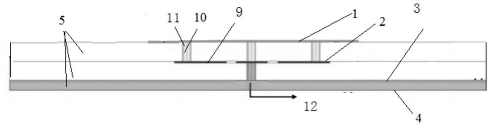 A low rcs phased array antenna and rcs reduction method