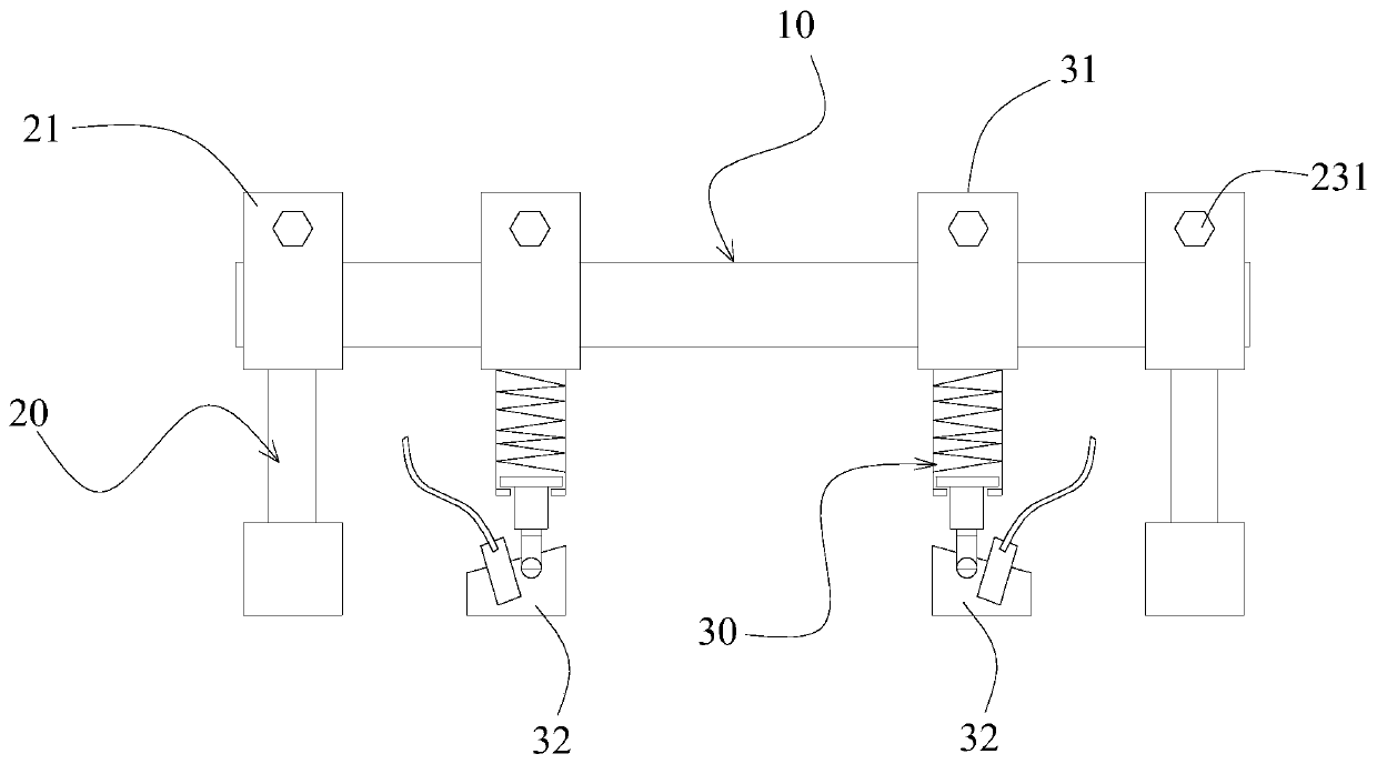 Steel bridge fatigue crack monitoring device and method