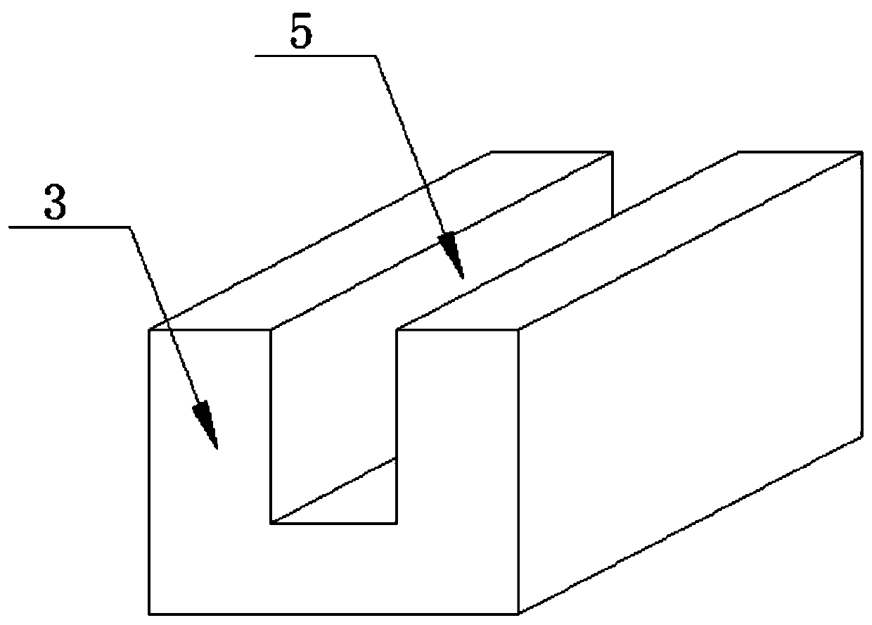 Automobile thin pipe fitting and cutting method thereof