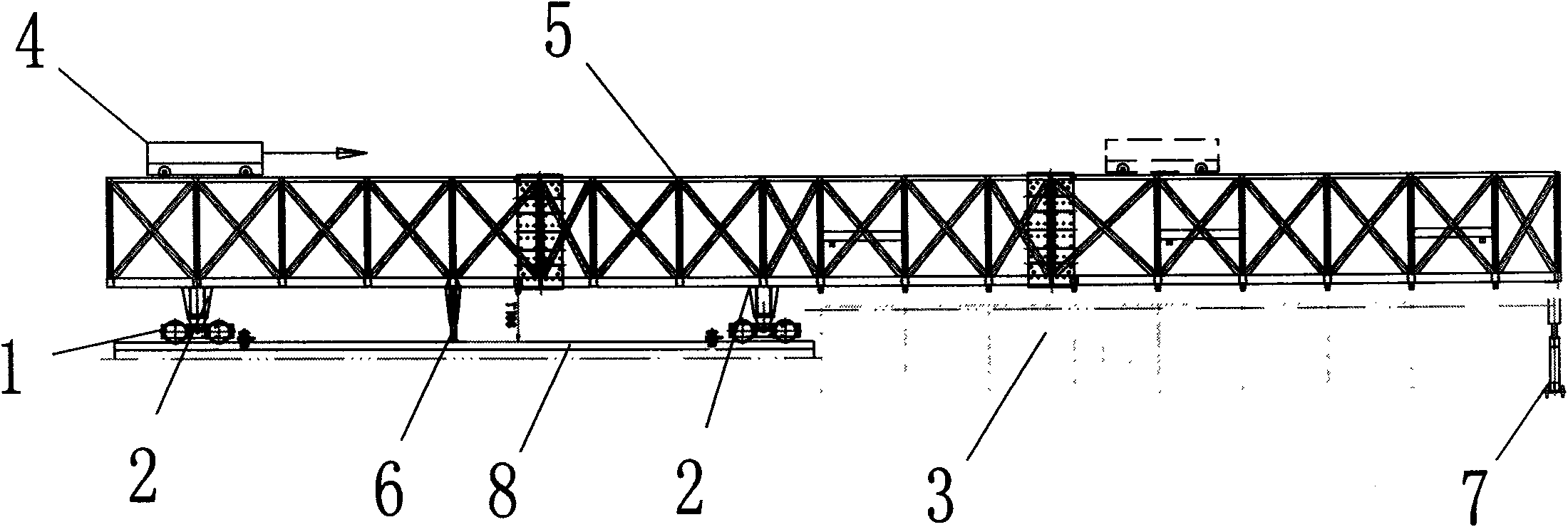 Self-propelled inverted arch template construction method
