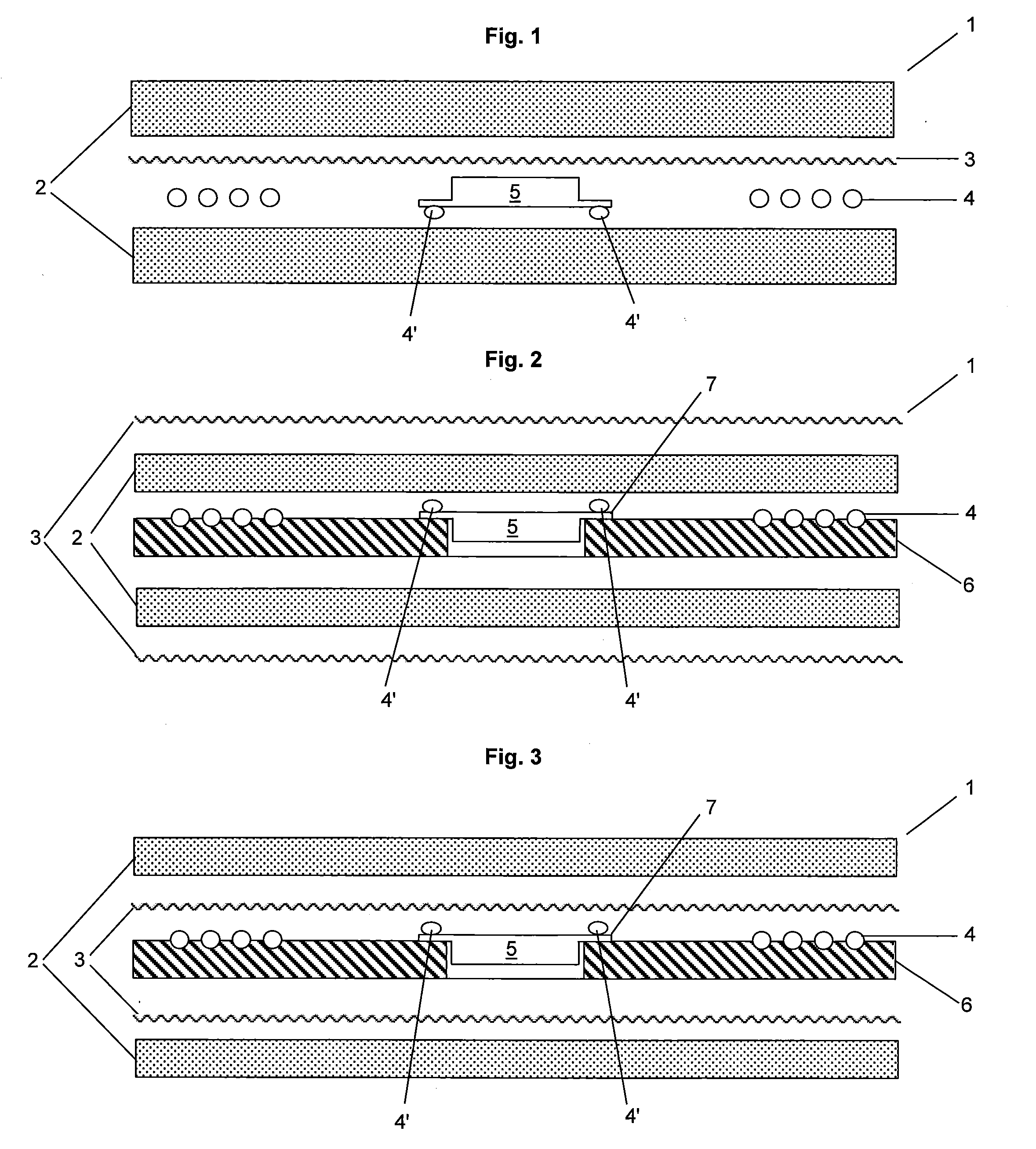 Transponder embedded in a flexible multilayer support