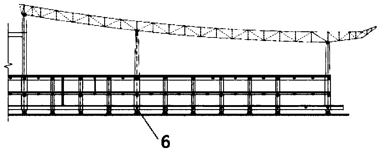 Foundation combination vibration isolation arranging structure and method suitable for large-span structure