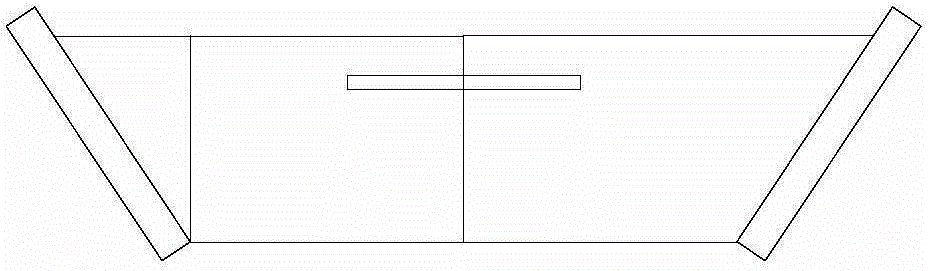 A device for collecting anode slime at the bottom of an electrolytic tank in a zinc electrolytic refining process