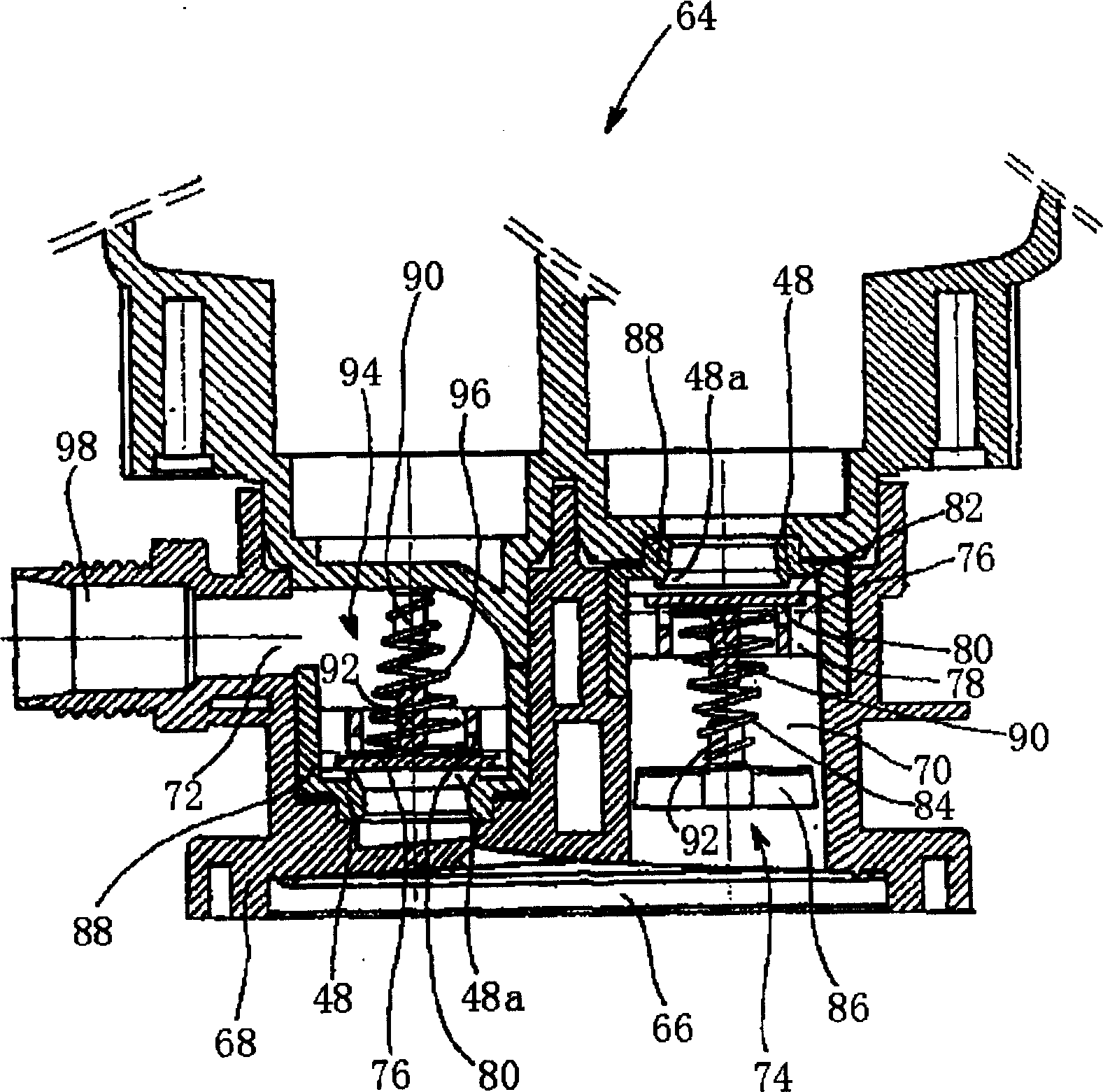 A fluid-dispensing circuit with check valves