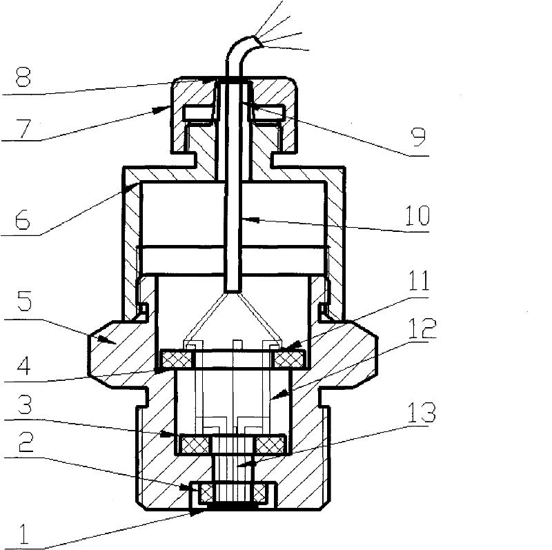 Flush packaged pressure sensor with high temperature resistance and high frequency response