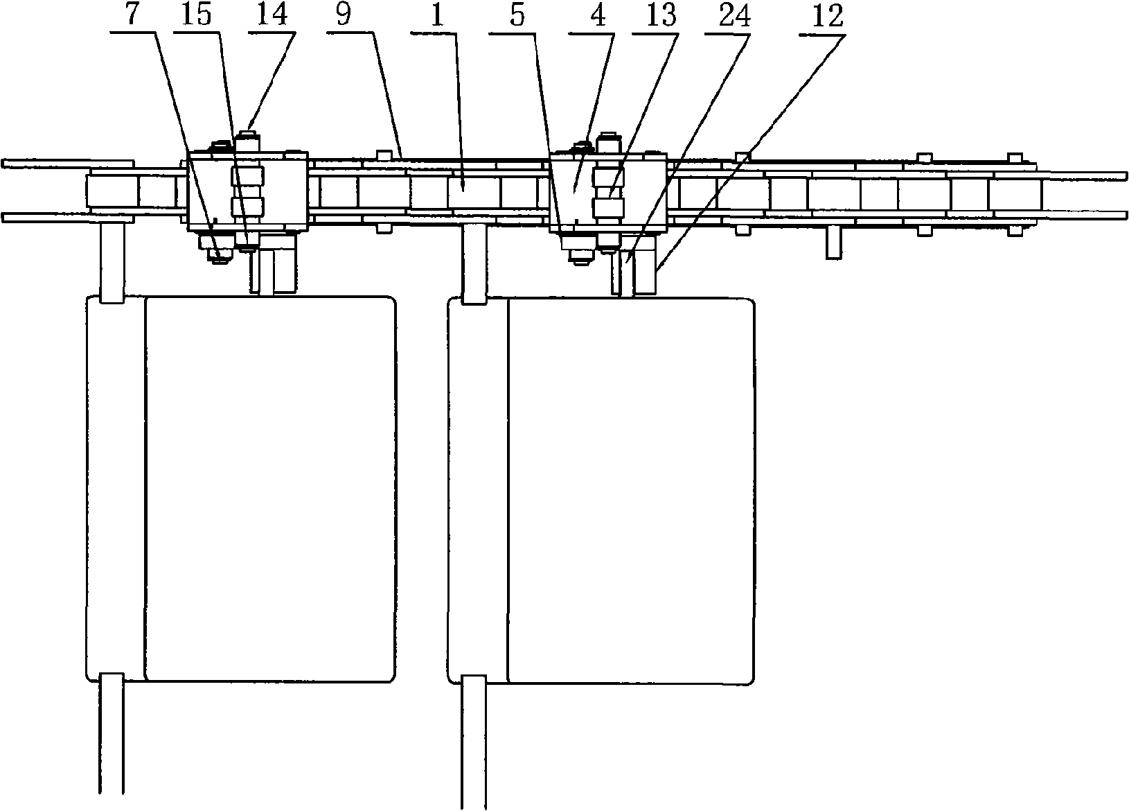 Self-adapting high-speed sorting mechanism for sorting fruits