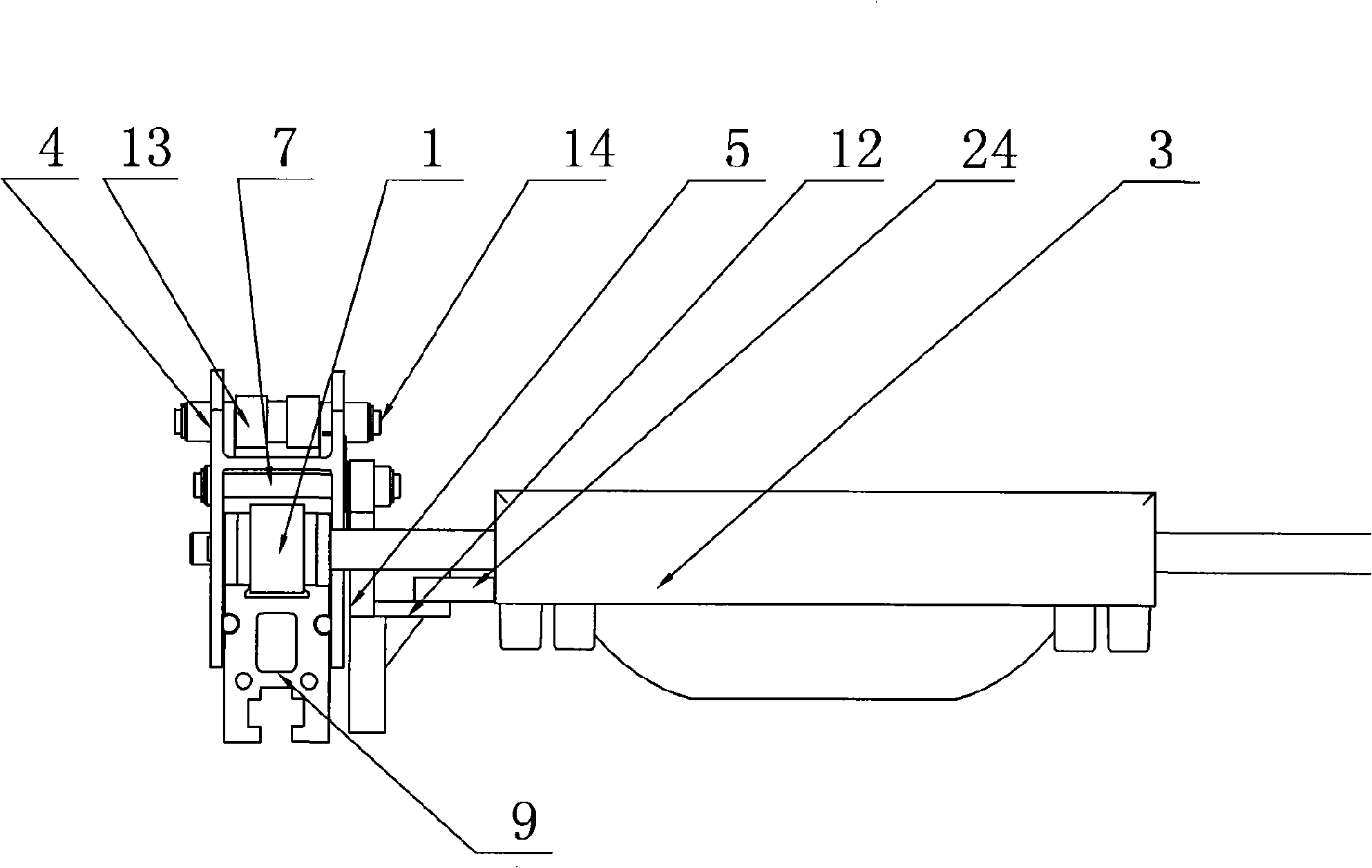 Self-adapting high-speed sorting mechanism for sorting fruits