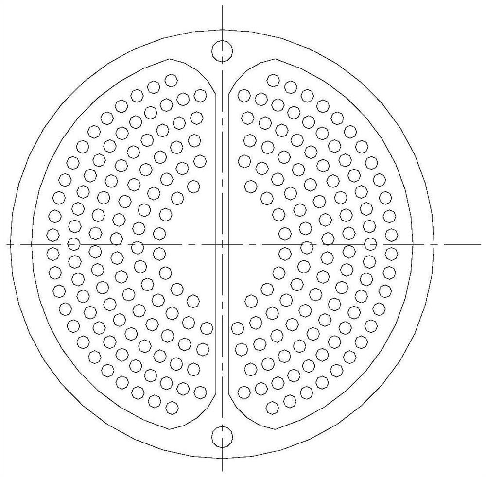 Porous moisture-permeable warm-keeping antistatic polyester fiber and preparation method thereof