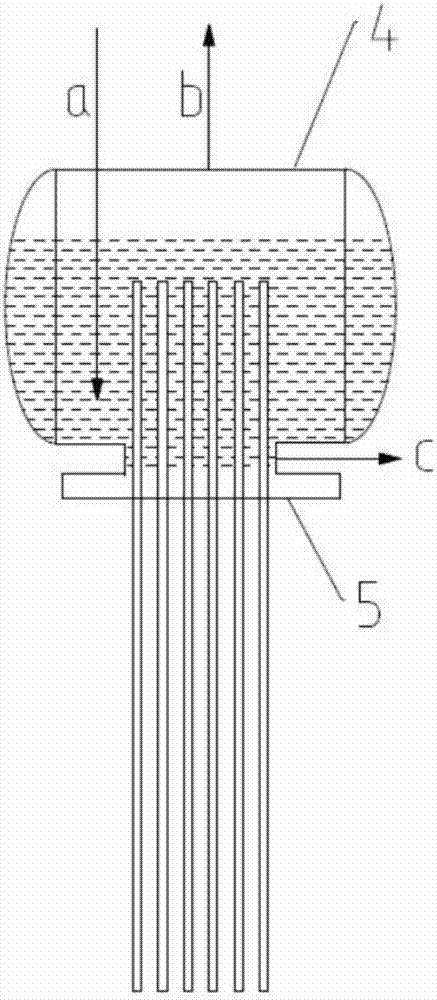 Single-tank fused salt heat storage type electric boiler capable of exchanging heat with heat tube as well as heat exchange method