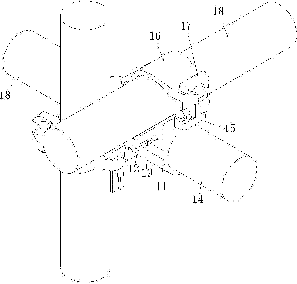 Scaffold steel tube spatial assembling fastener and sliding sleeve thereof