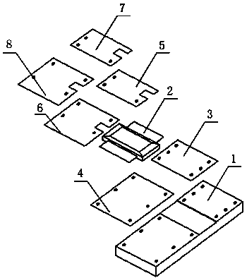 Small high-power microwave amplification module based on strip line mode