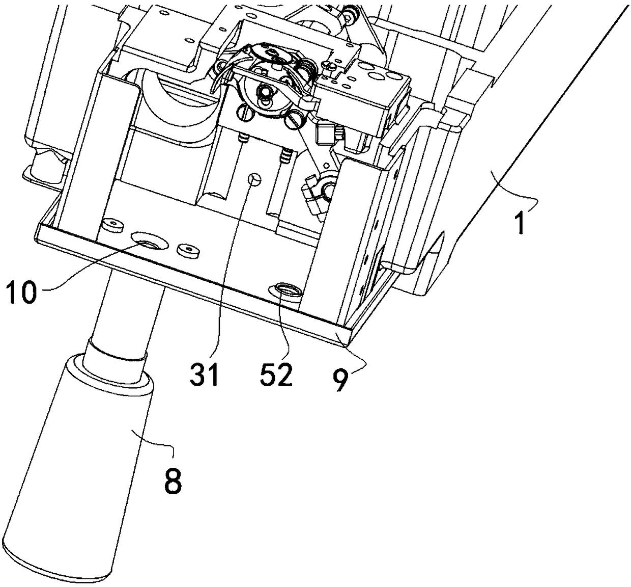 Template machine and oil returning device