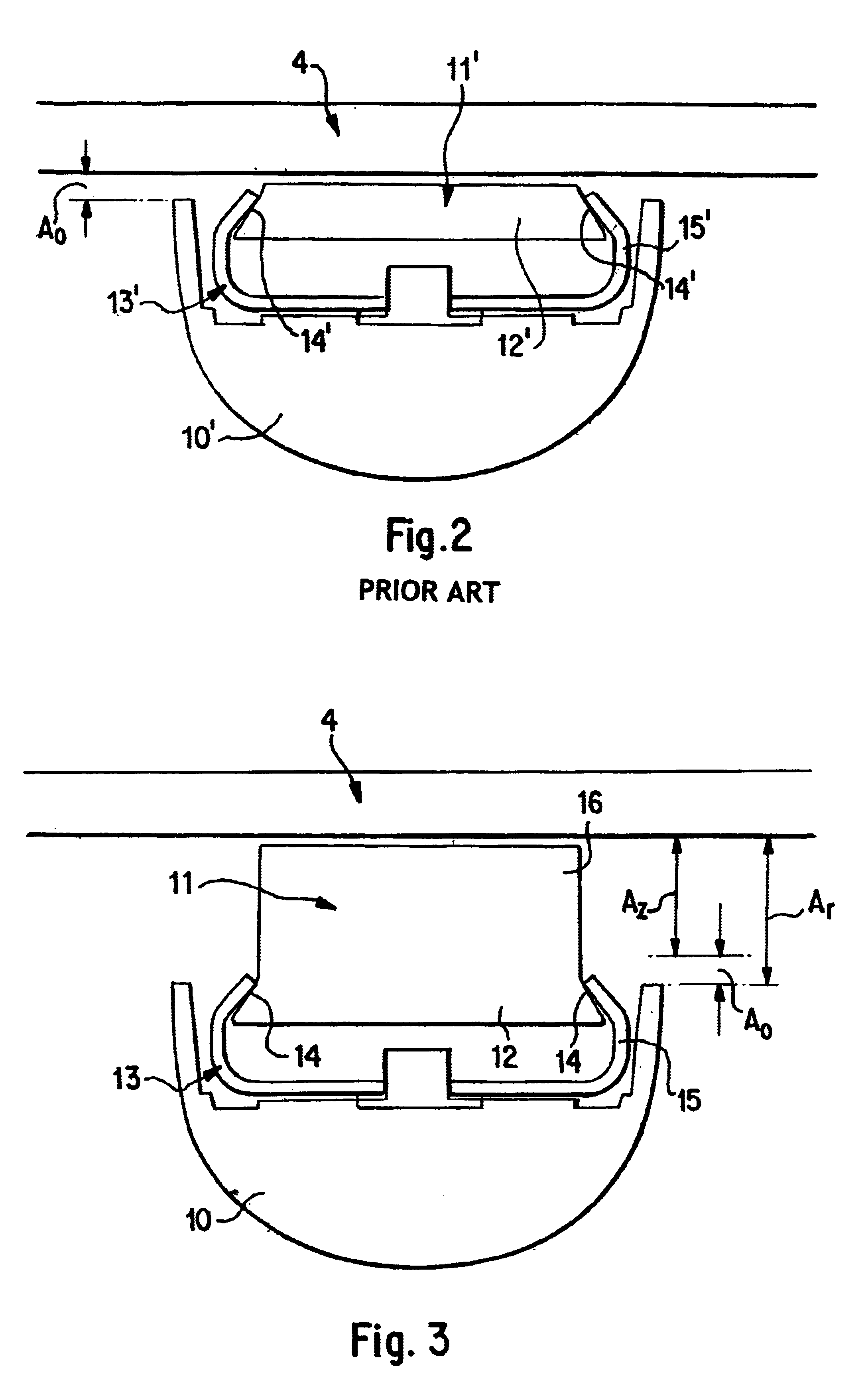 Sensor-mirror arrangement on a windshield