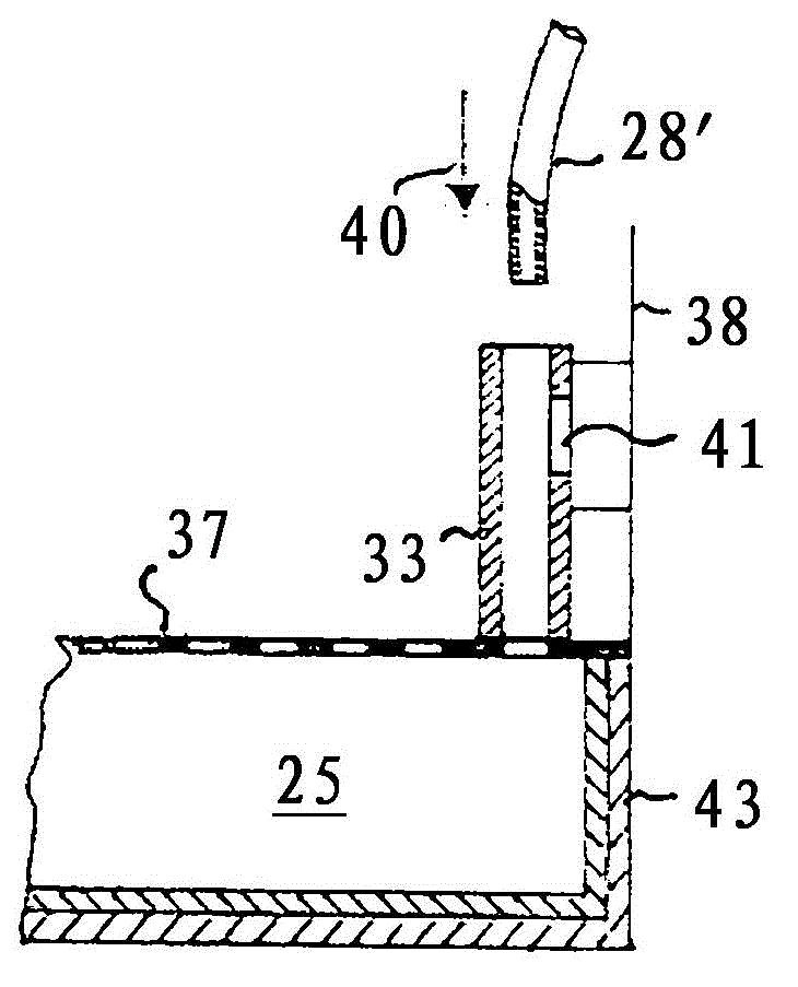 Coffee machine with frothing device and method for cleaning milk suction line