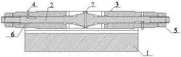 Tool and method for testing adhesive property of frameless self-adhesive enameled wire