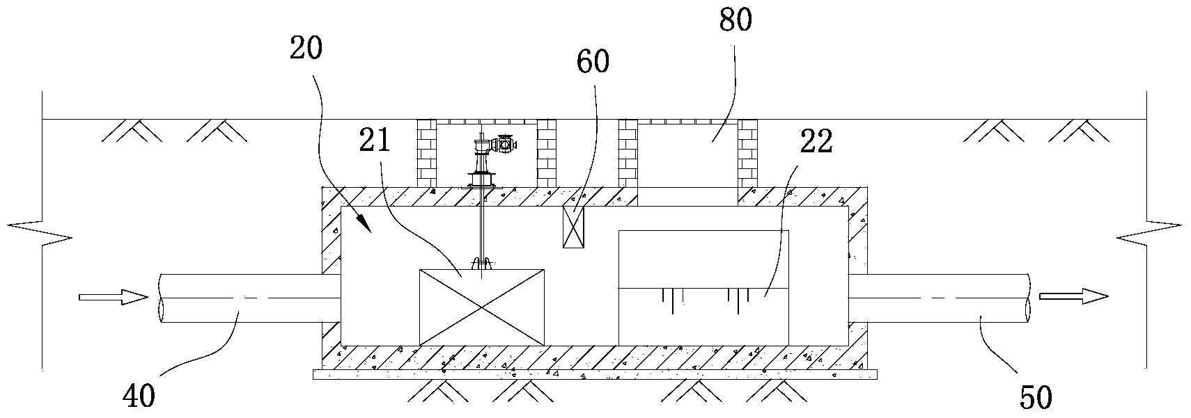 Initial rainwater and rain-sewage mixed overflow water storage pond facility with flood peak reduction function