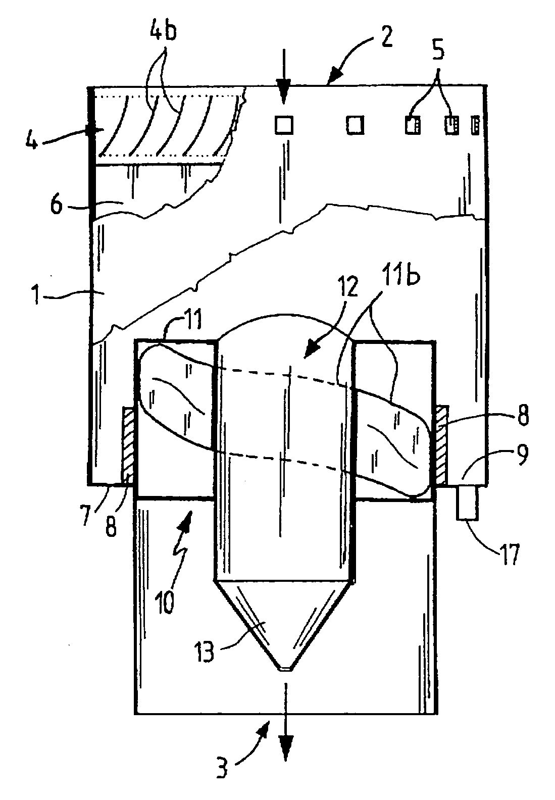 Apparatus for separating particles from a flowing medium