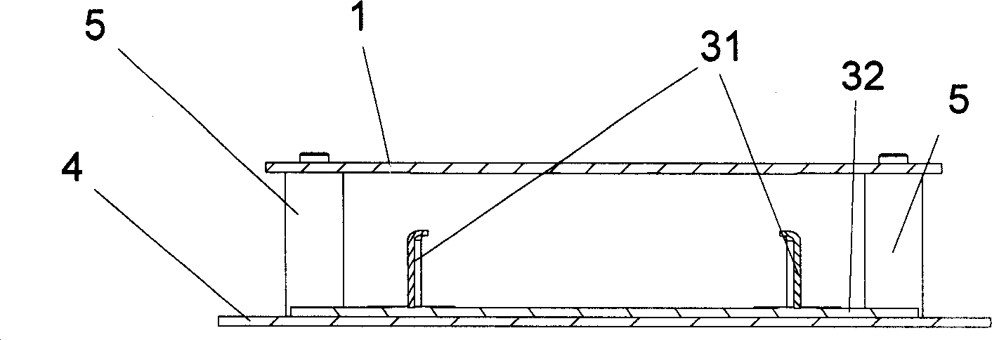 Super thin double polarized micro strip antenna