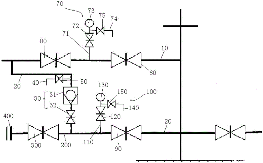 Wellhead discharge device and exhaust method of SAGD production well