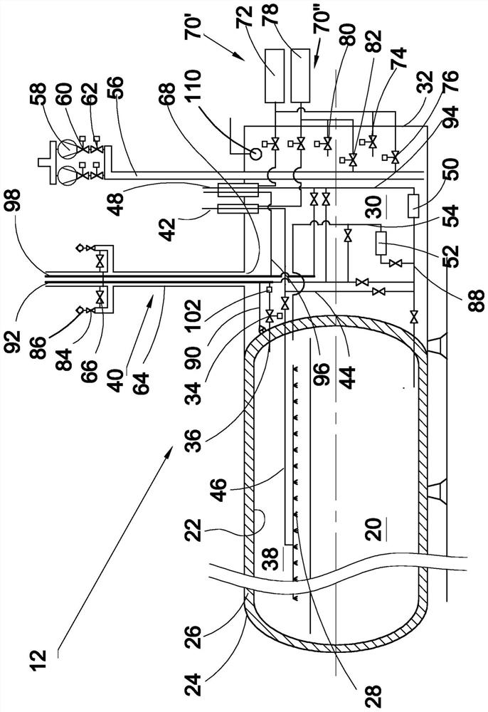 Fuel tank arrangement in marine vessel and method of relieving hydrogen from liquid hydrogen fuel tank arrangement